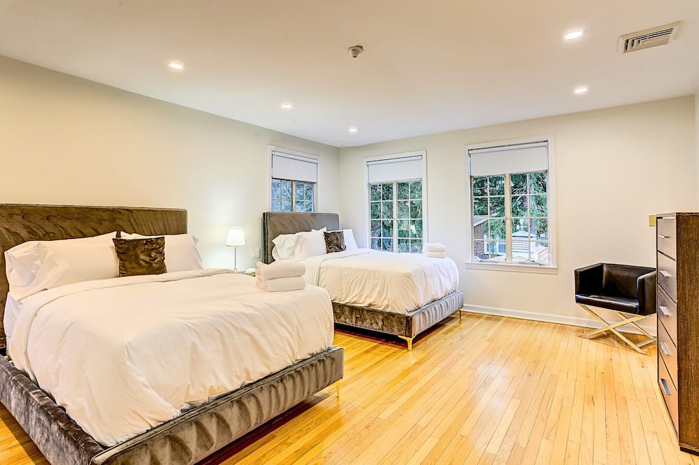 Photo of Bedroom in Chestnut Ridge