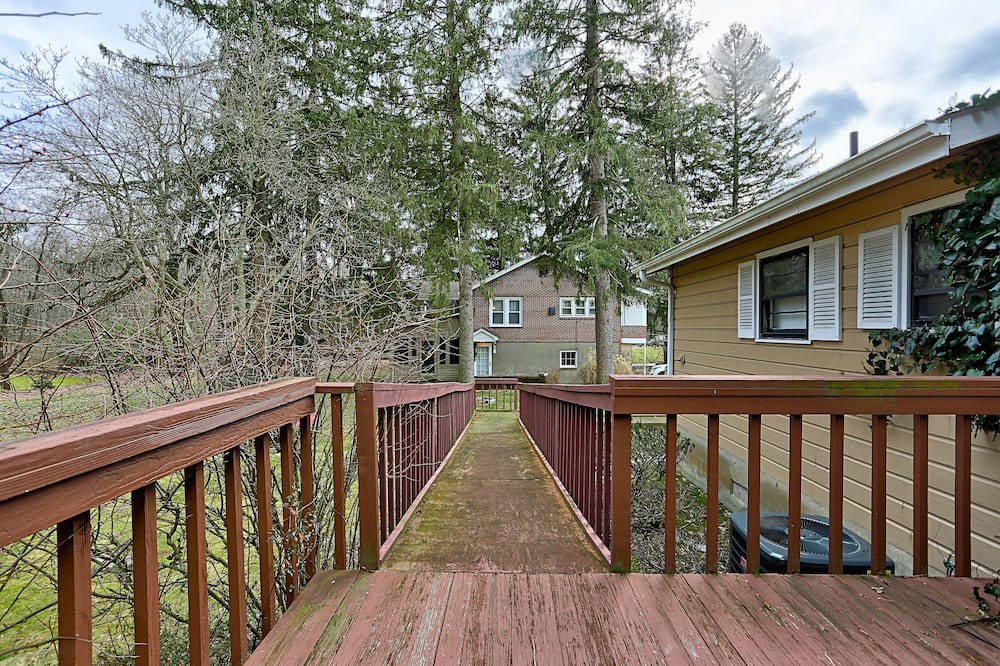 Photo of Outdoor in Chestnut Ridge