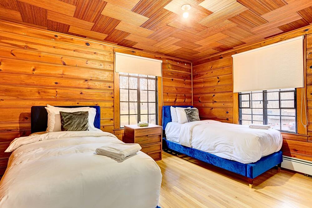 Photo of Bedroom in Chestnut Ridge