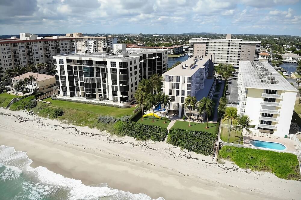 Photo of Outdoor in Hillsboro Beach