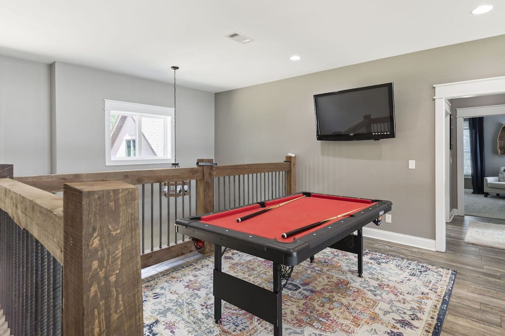Photo of Bedroom in Deatsville