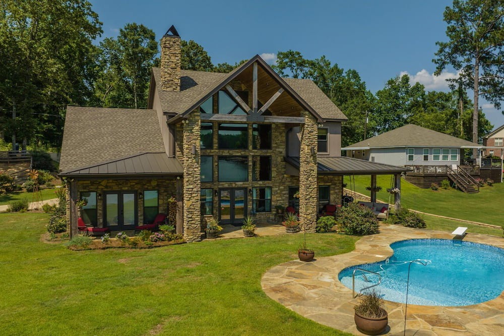 Photo of Outdoor in Deatsville