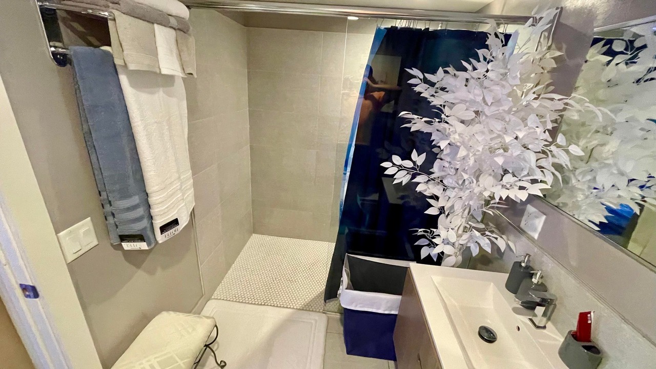 Photo of Bathroom in Beacon