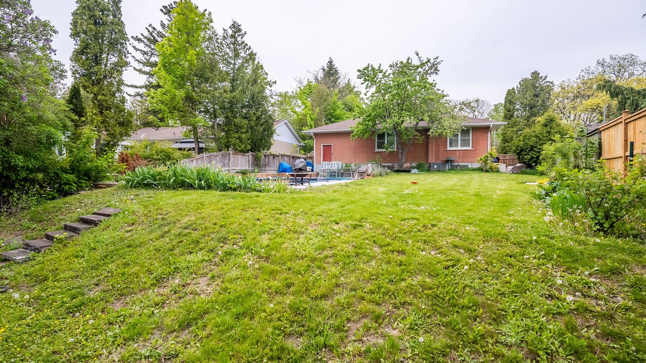 Photo of Outdoor in West Oakville