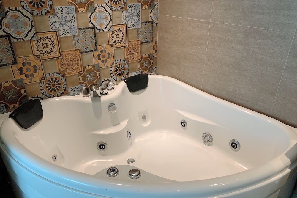 Photo of Bathroom in Little Japan