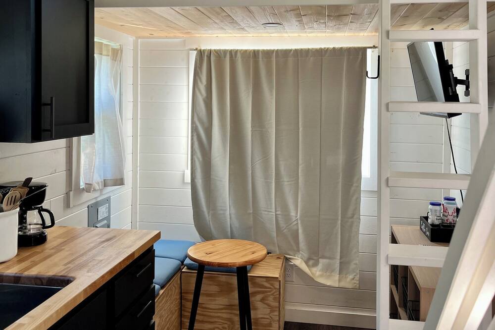 Photo of Bedroom in Roanoke Rapids