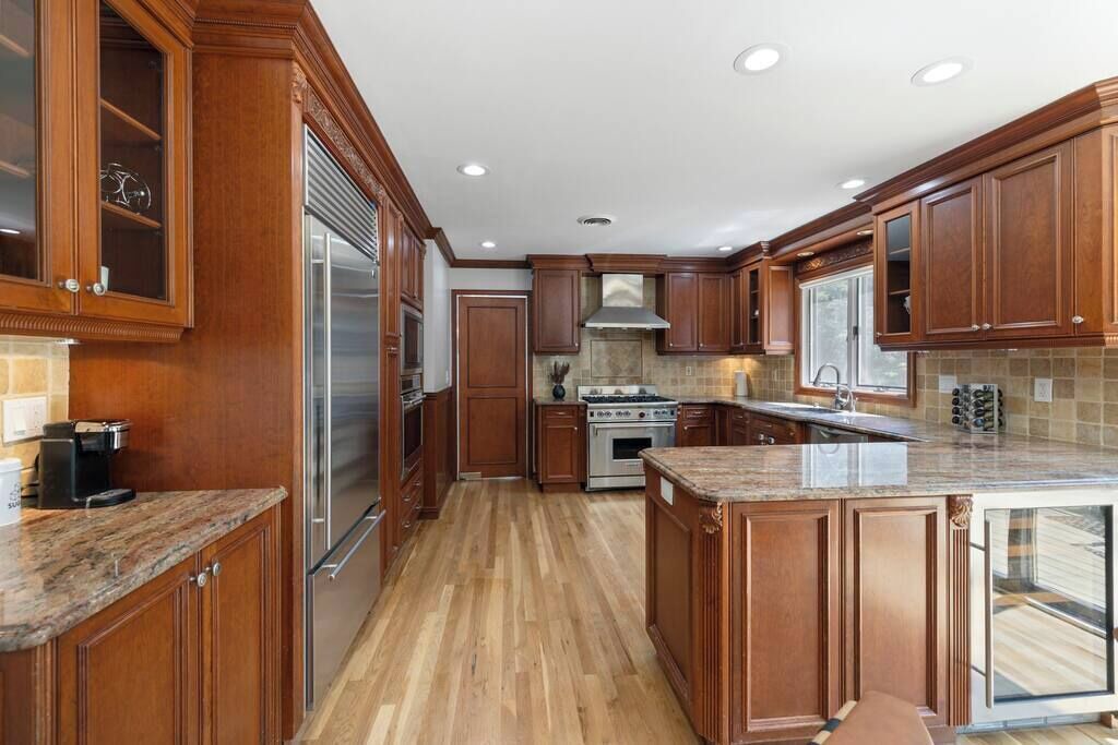Photo of Kitchen in Airmont