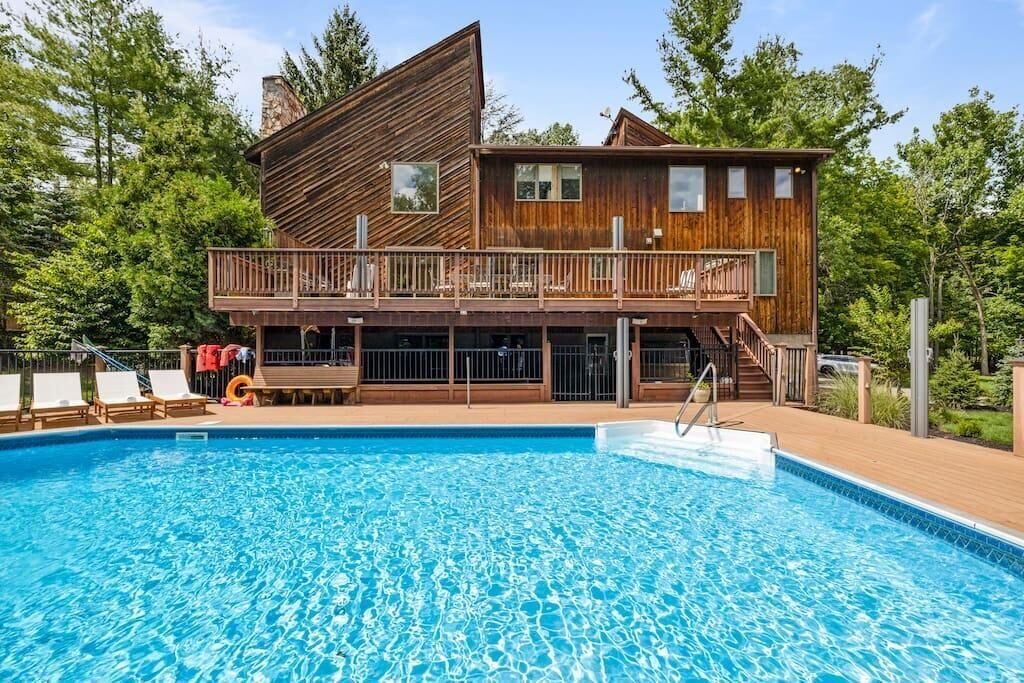 Photo of Outdoor in Airmont