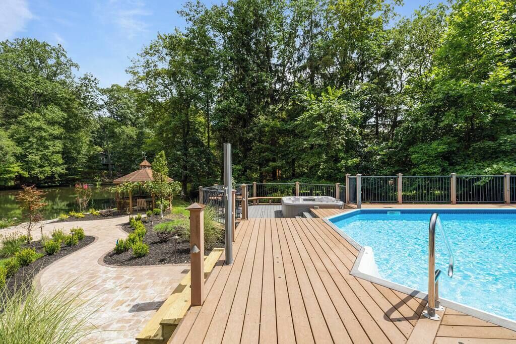 Photo of Outdoor in Airmont