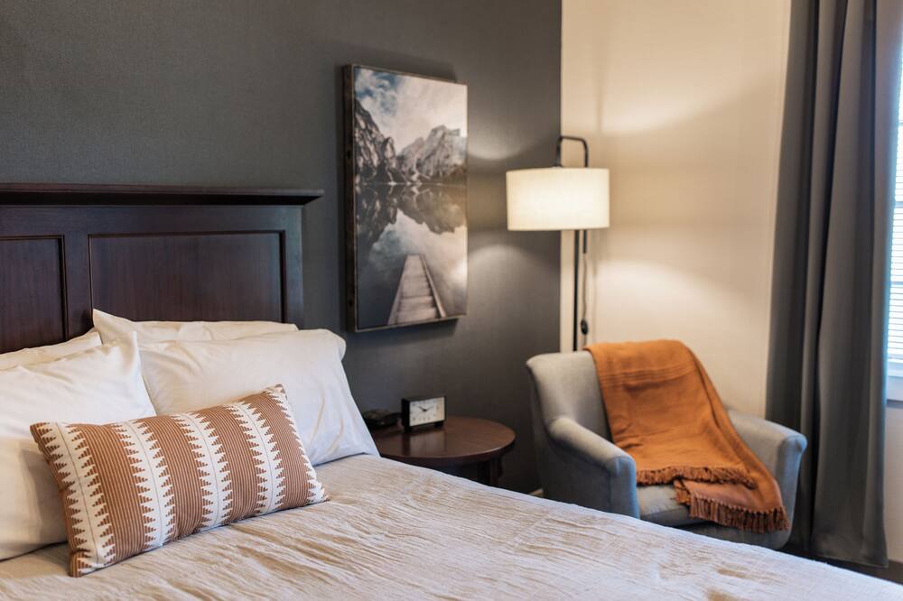 Photo of Bedroom in Erie