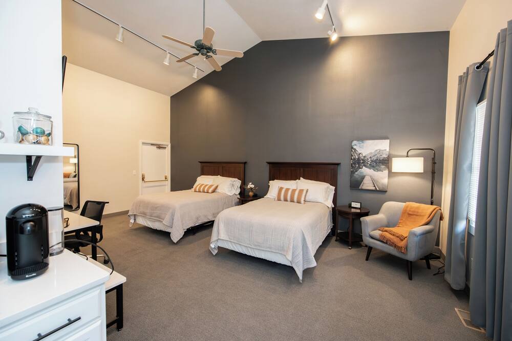 Photo of Bedroom in Erie