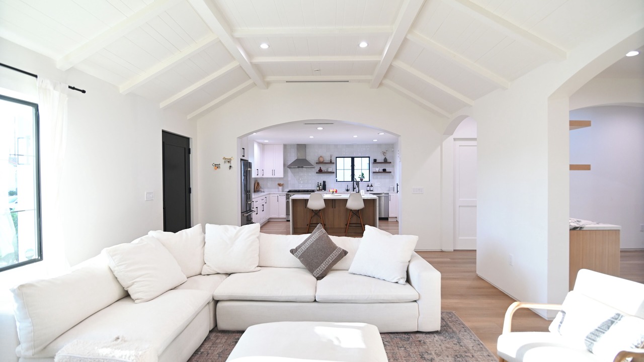 Photo of Livingroom in Faircrest Heights