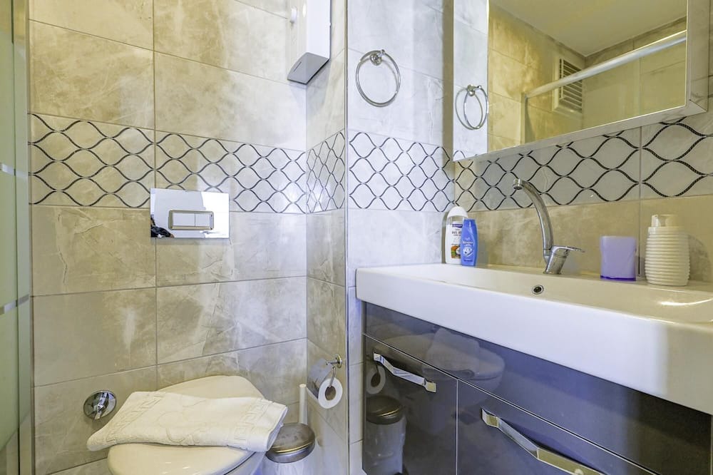 Photo of Bathroom in Avsallar