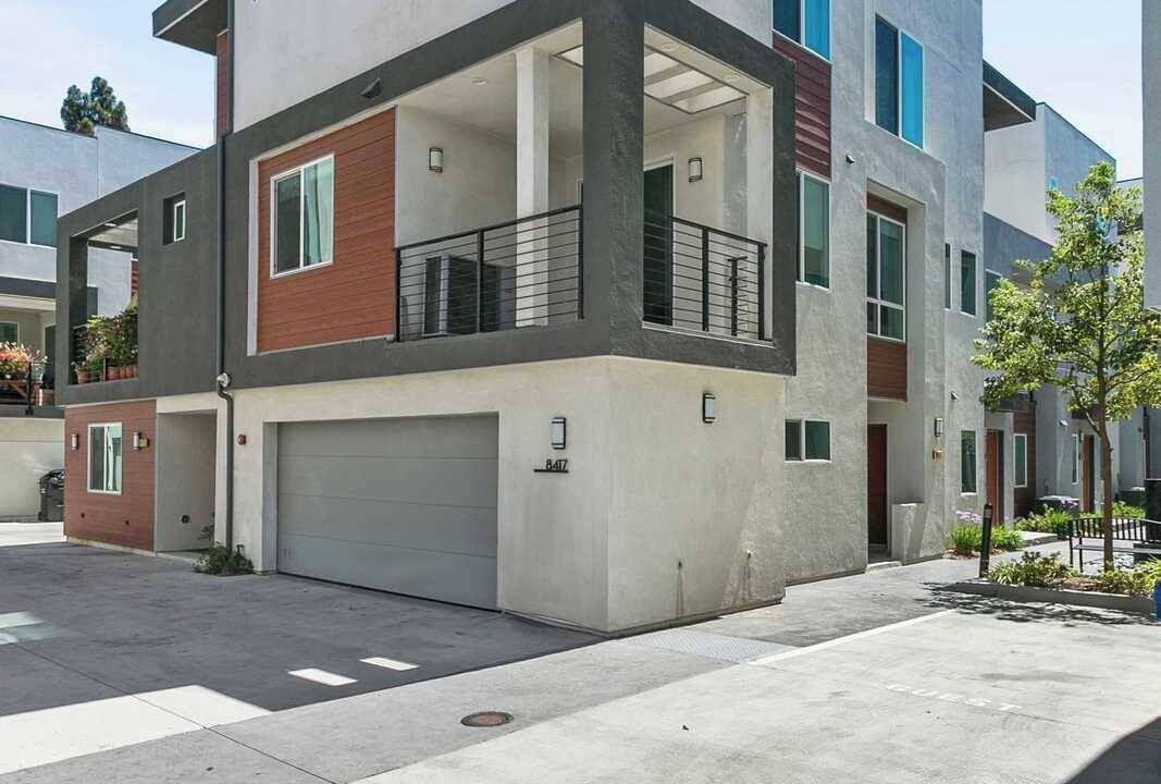 Photo of Outdoor in Downey