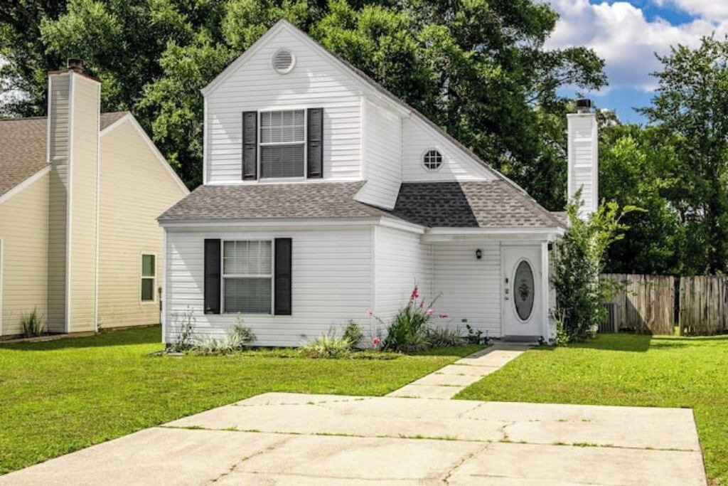 Photo of Outdoor in Myrtle Grove