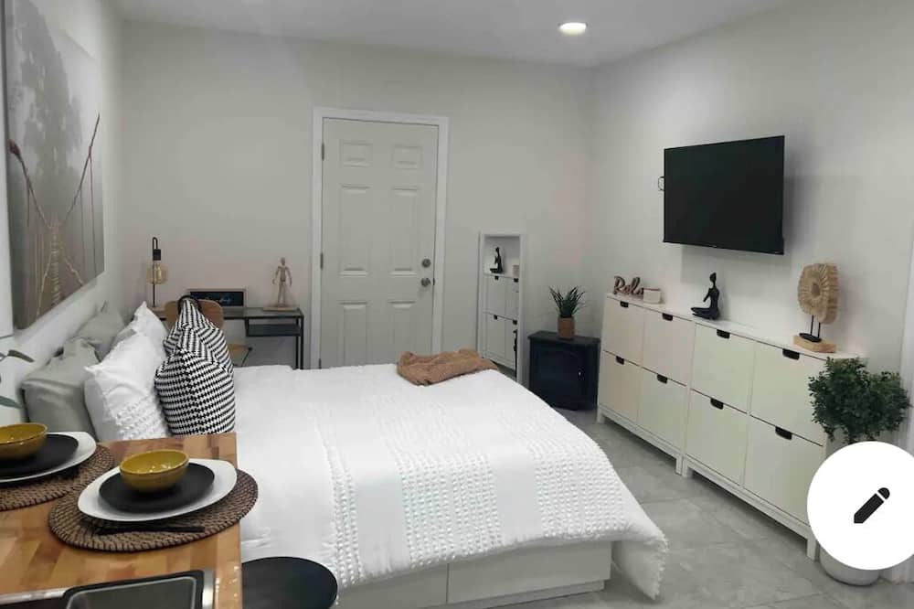 Photo of Bedroom in Northeast Yonkers