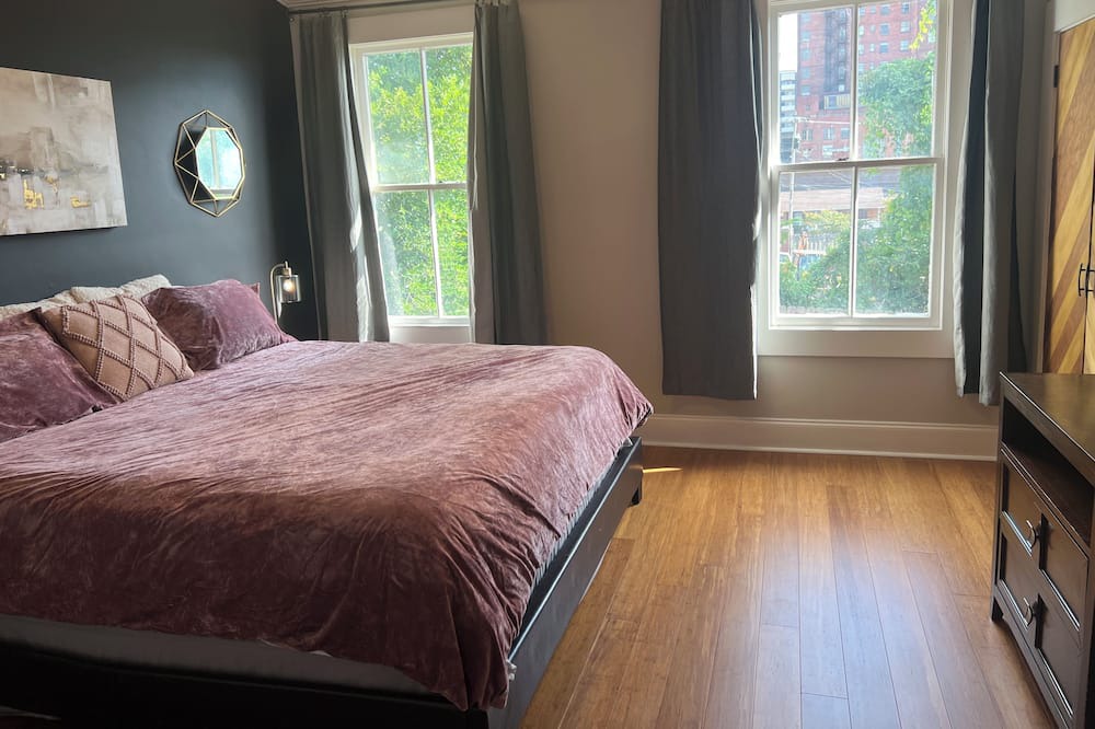 Photo of Bedroom in Vicksburg