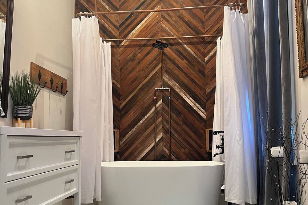 Photo of Bathroom in Vicksburg