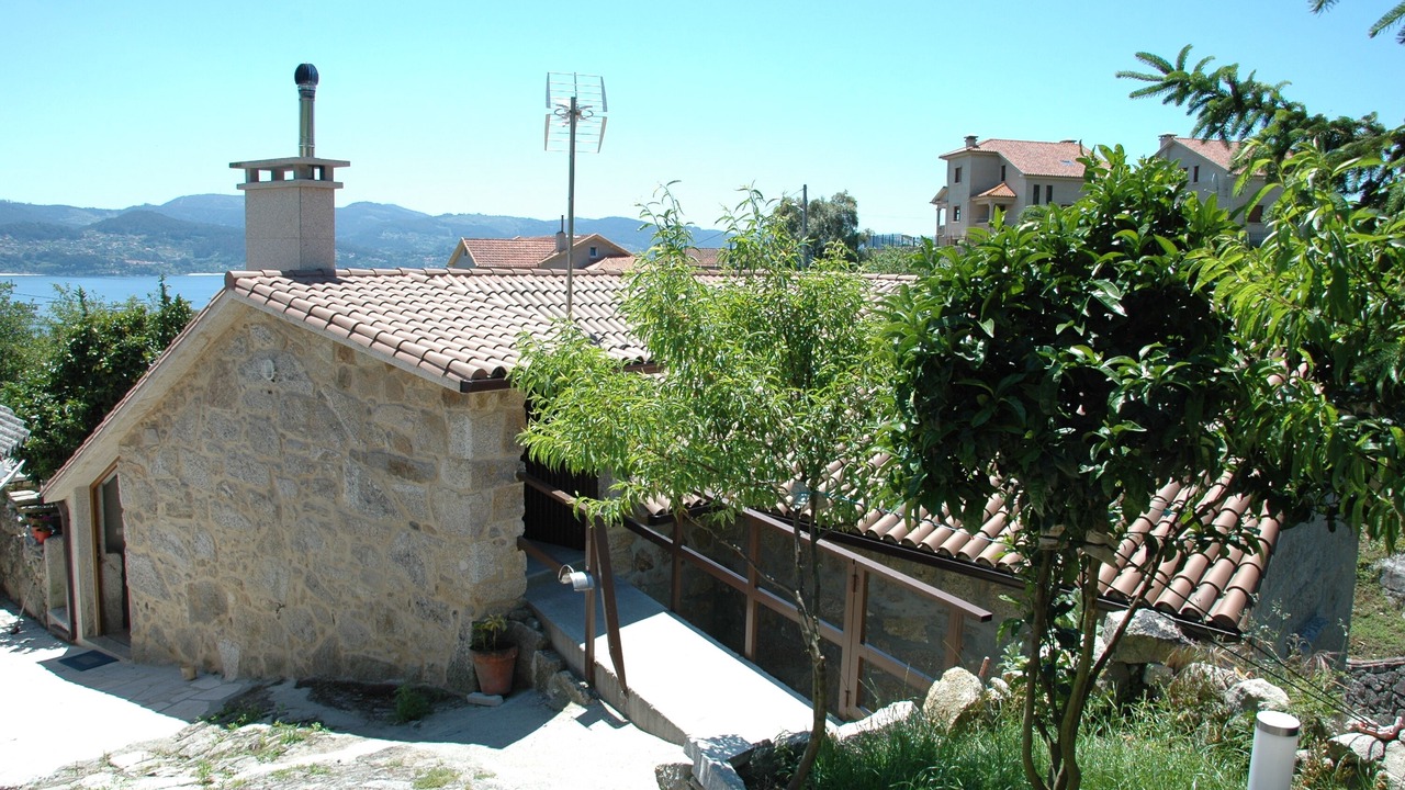 Photo of Outdoor in Samieira