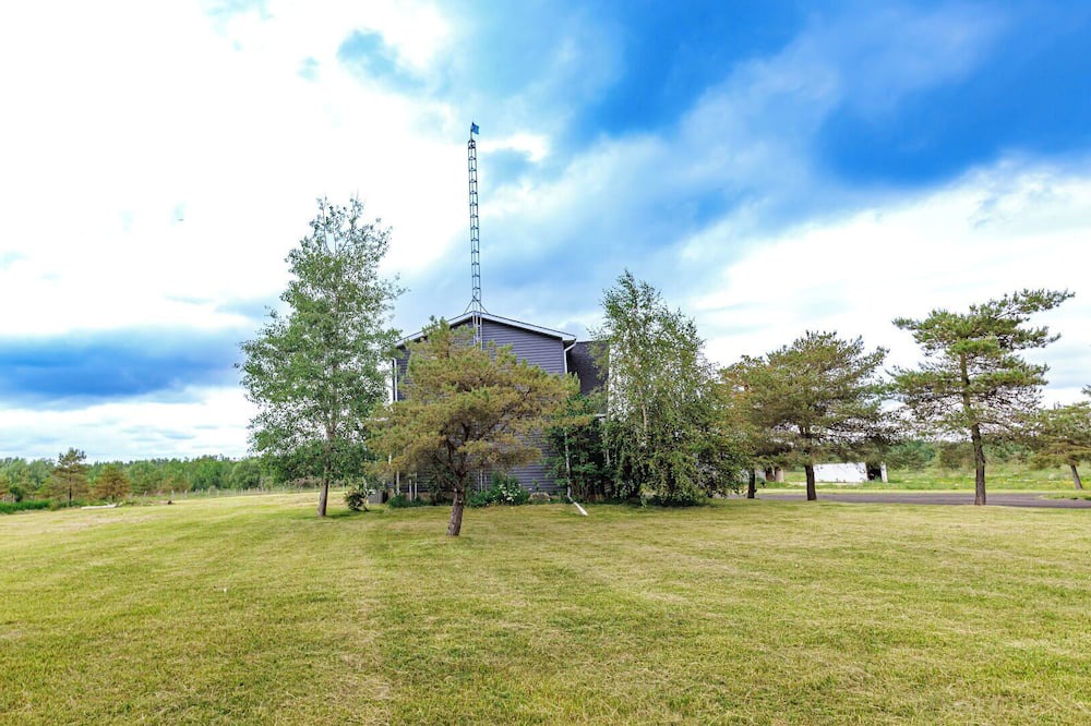 Photo of Outdoor in Amaranth