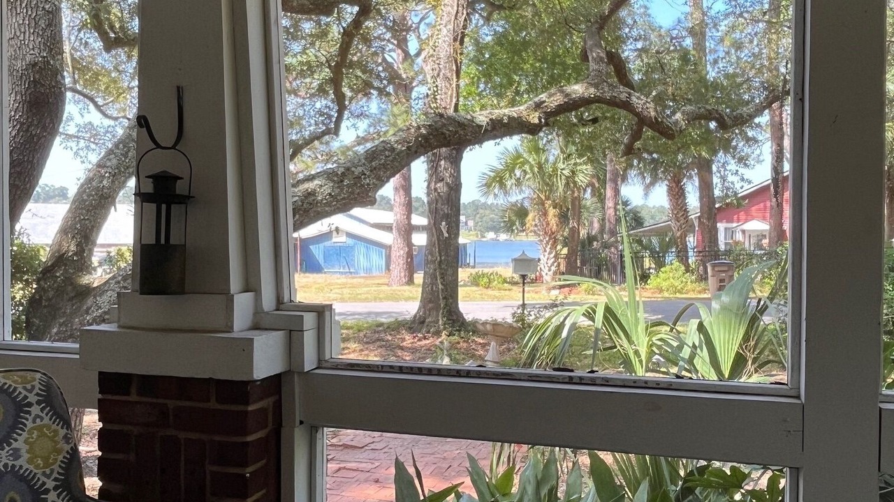 Photo of Others in East Pensacola Heights