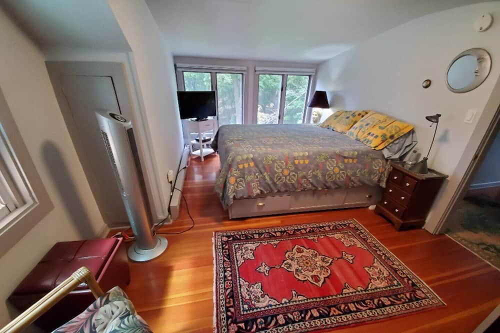 Photo of Bedroom in Cold Spring