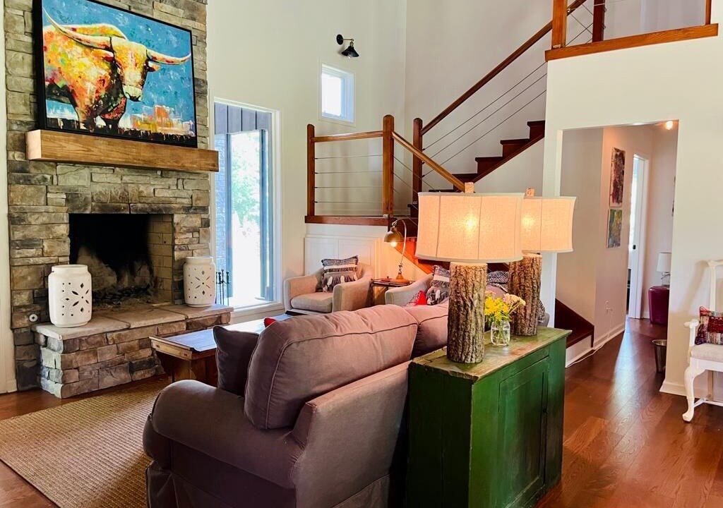 Photo of Livingroom in Water Valley