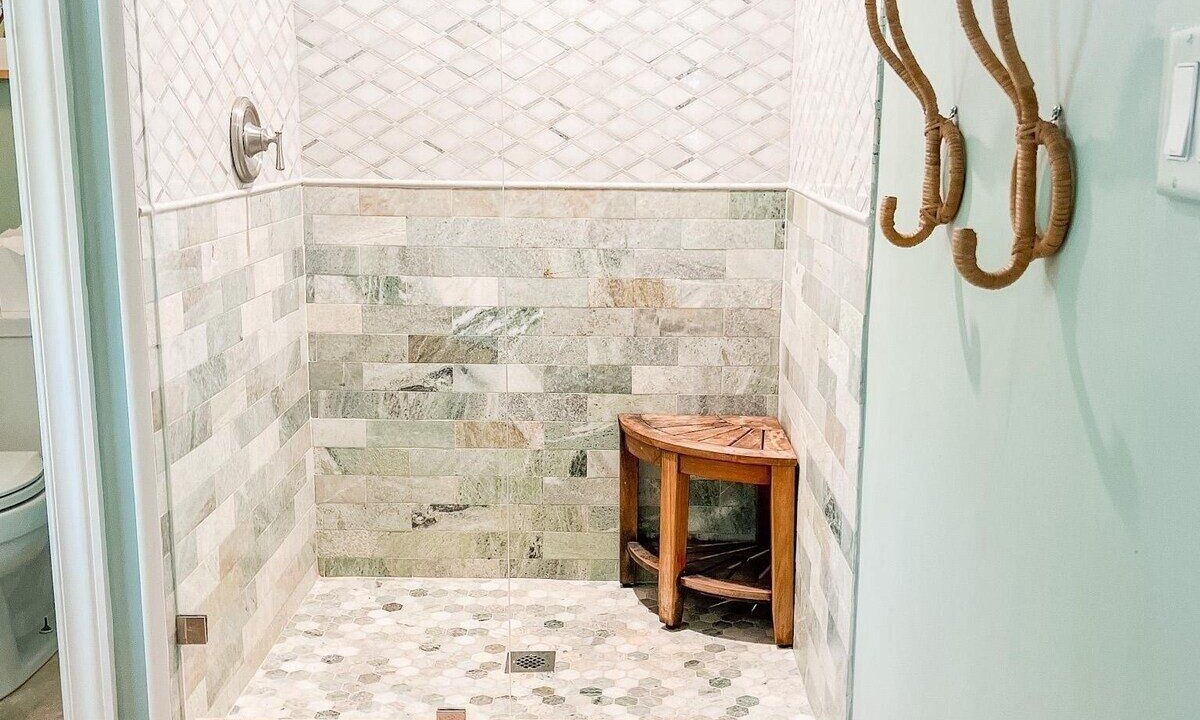 Photo of Bathroom in Dunmore Town