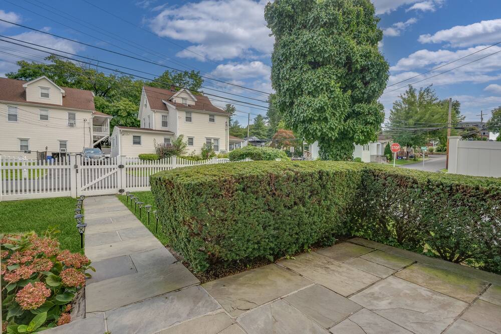 Photo of Outdoor in White Plains