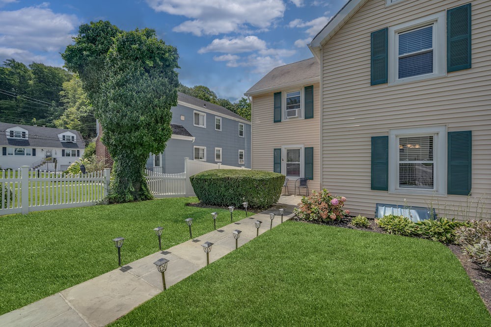 Photo of Outdoor in White Plains