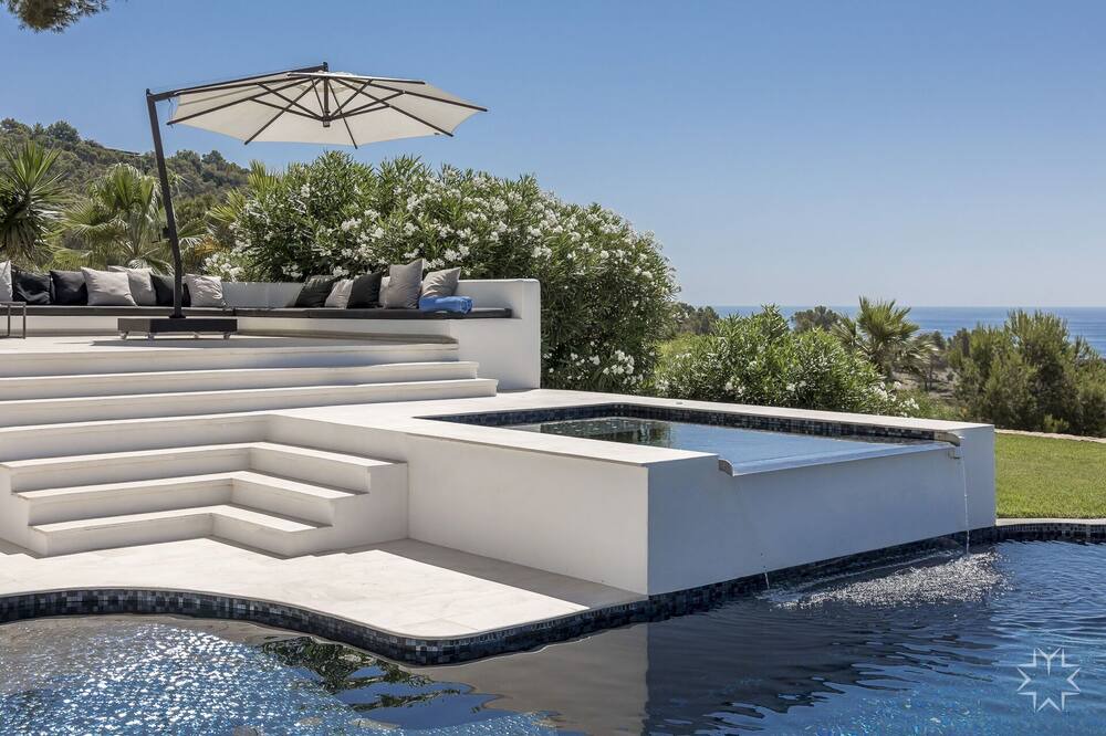 Photo of Patio Balcony in Cap Martinet