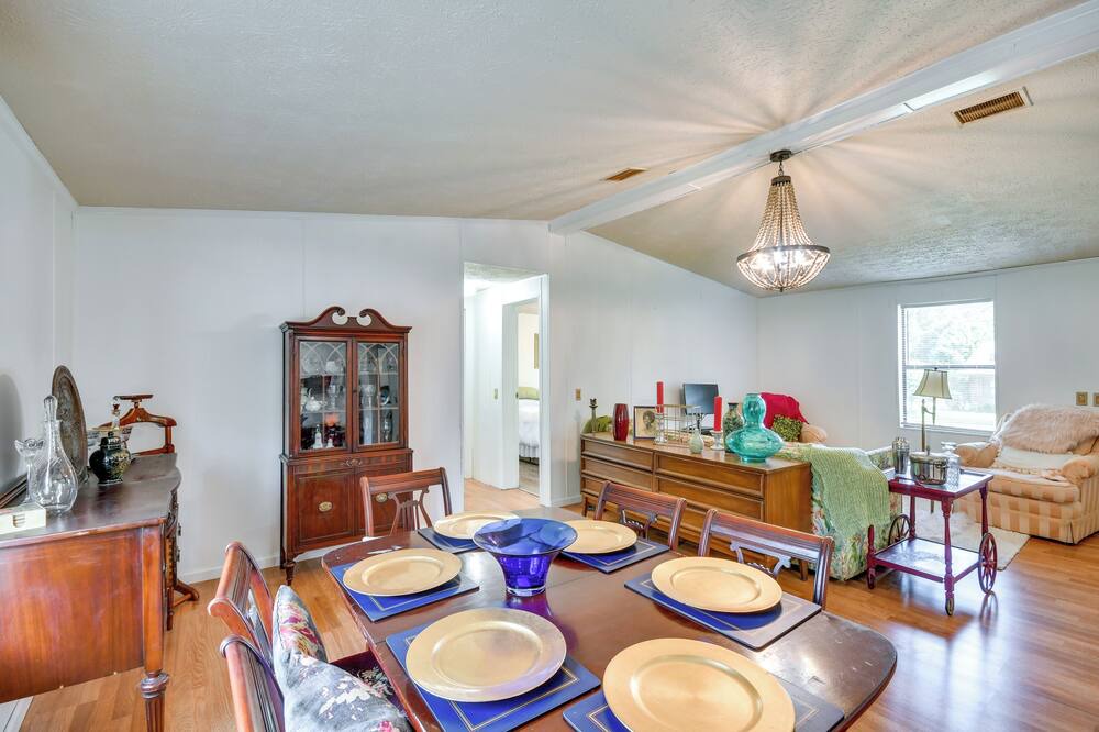 Photo of Bedroom in Macon County
