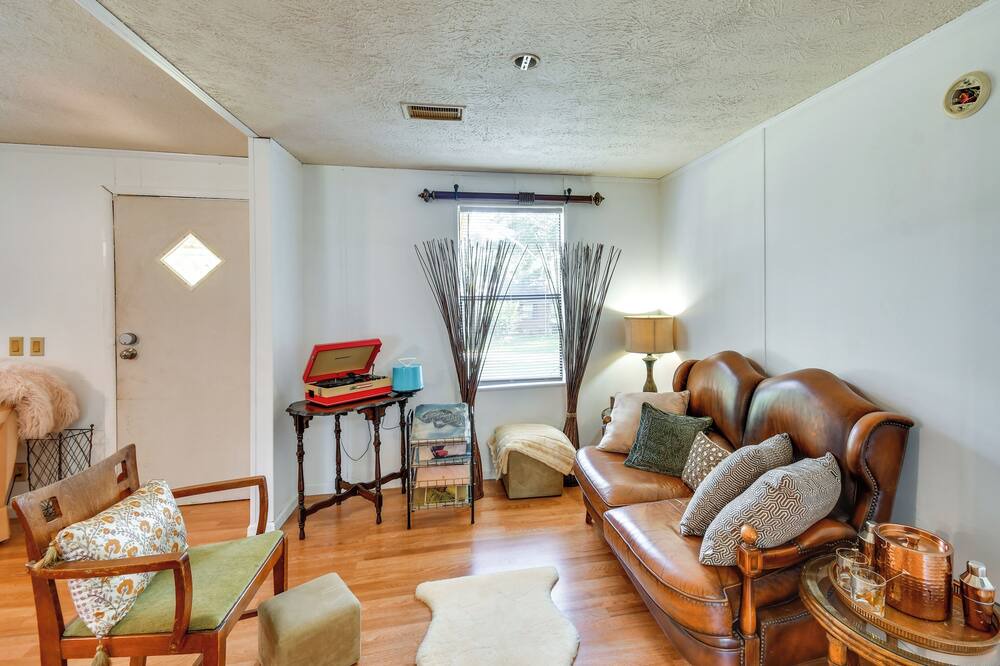 Photo of Bedroom in Macon County