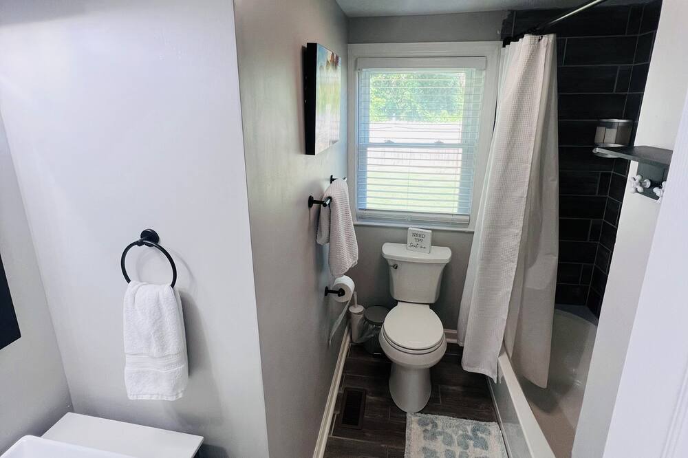 Photo of Bathroom in Bessemer