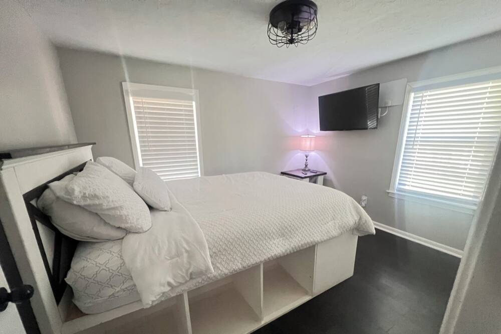 Photo of Bedroom in Bessemer