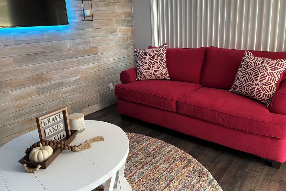 Photo of Livingroom in Bessemer