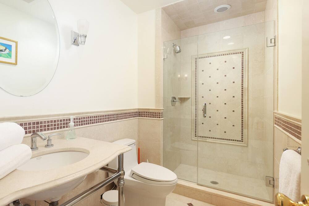 Photo of Bathroom in Franklin Lakes