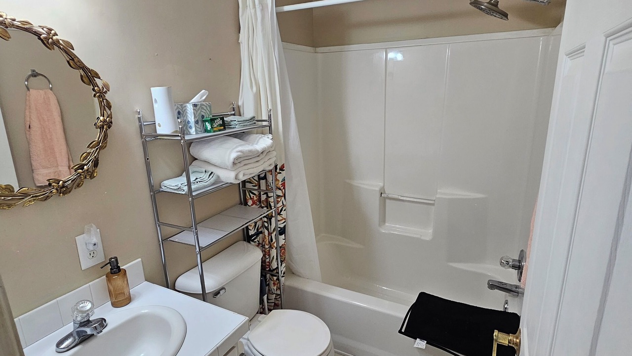 Photo of Bathroom in Ernul