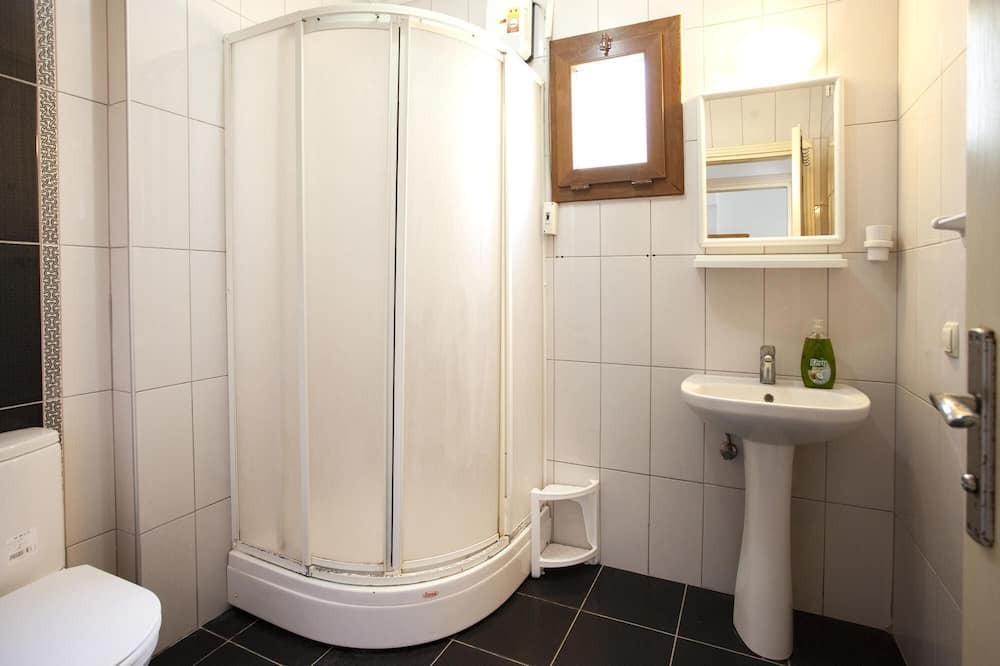 Photo of Bathroom in Palamutbuku