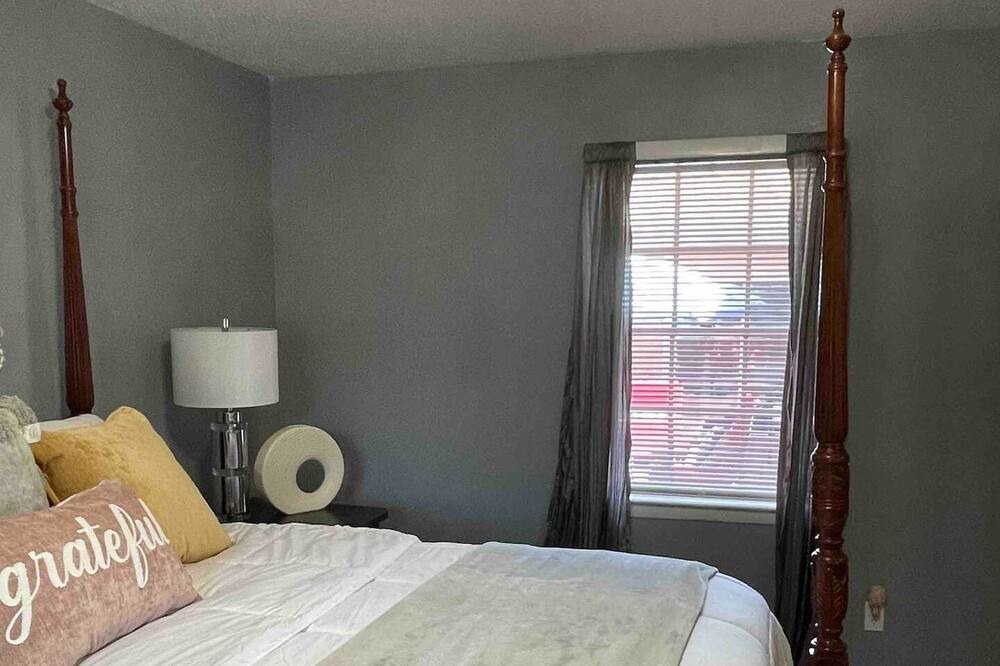 Photo of Bedroom in West Pensacola