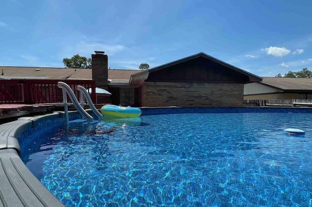 Photo of Outdoor in West Pensacola