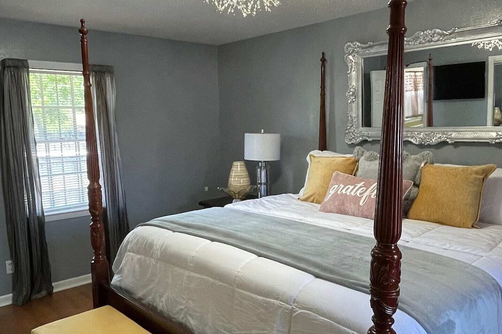 Photo of Bedroom in West Pensacola