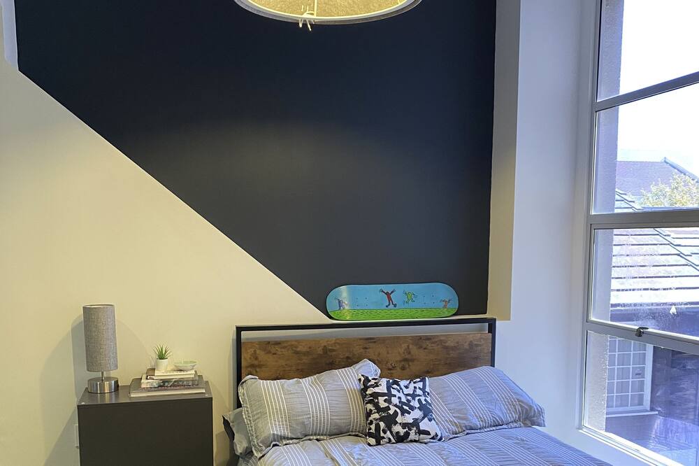 Photo of Bedroom in Downtown