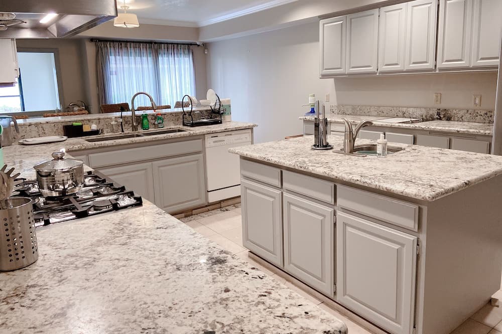 Photo of Kitchen in Pasadena