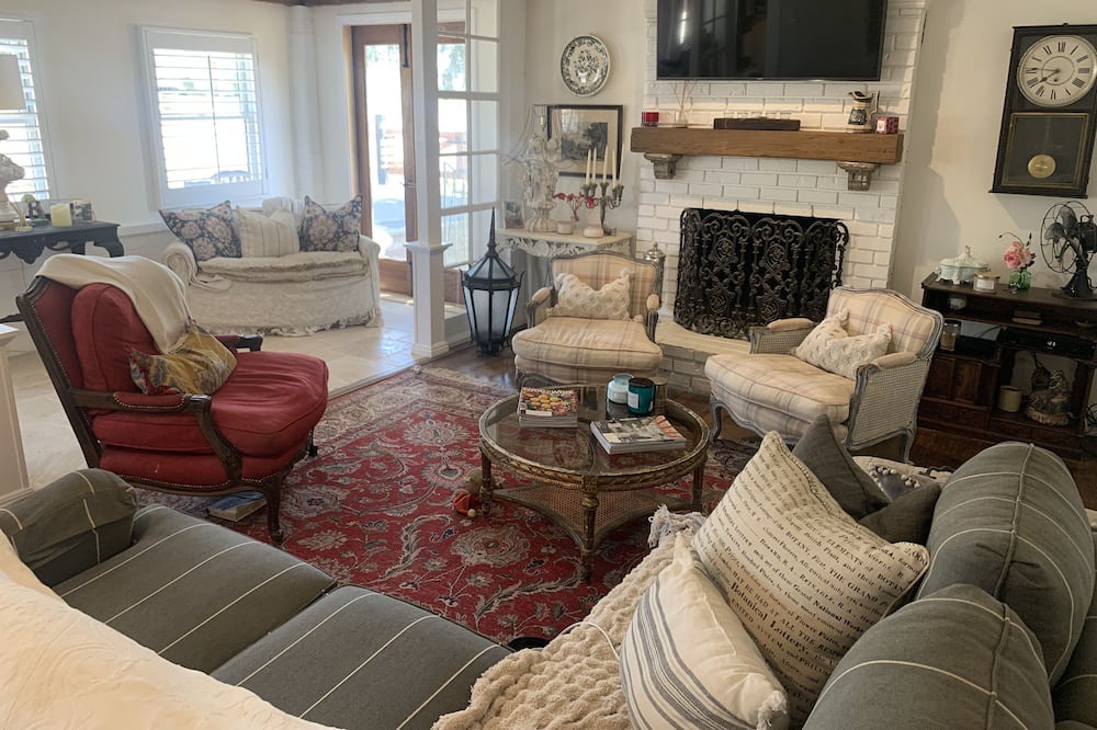 Photo of Livingroom in Yucaipa