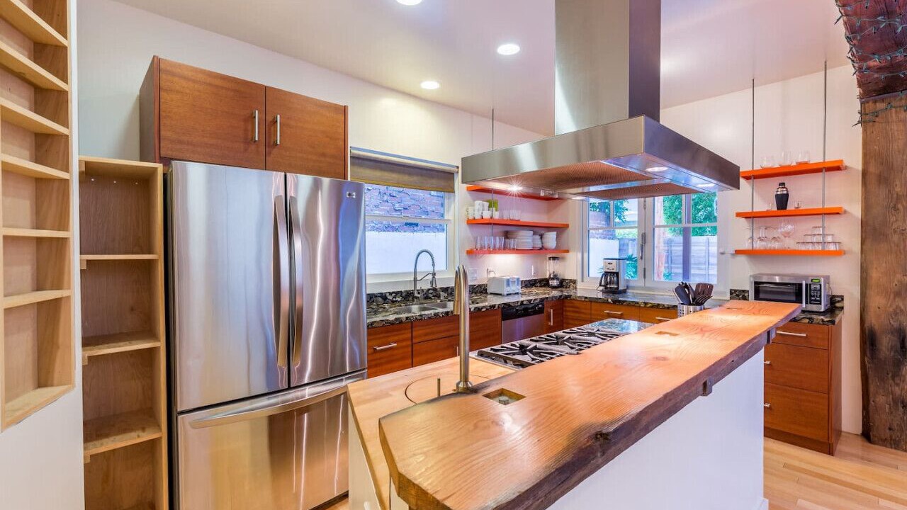 Photo of Kitchen in Marina Peninsula
