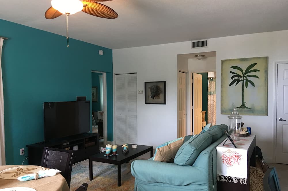 Photo of Livingroom in Alice Town