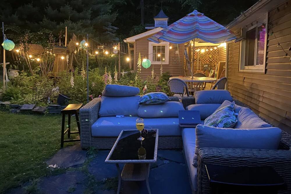 Photo of Patio Balcony in Valley Cottage