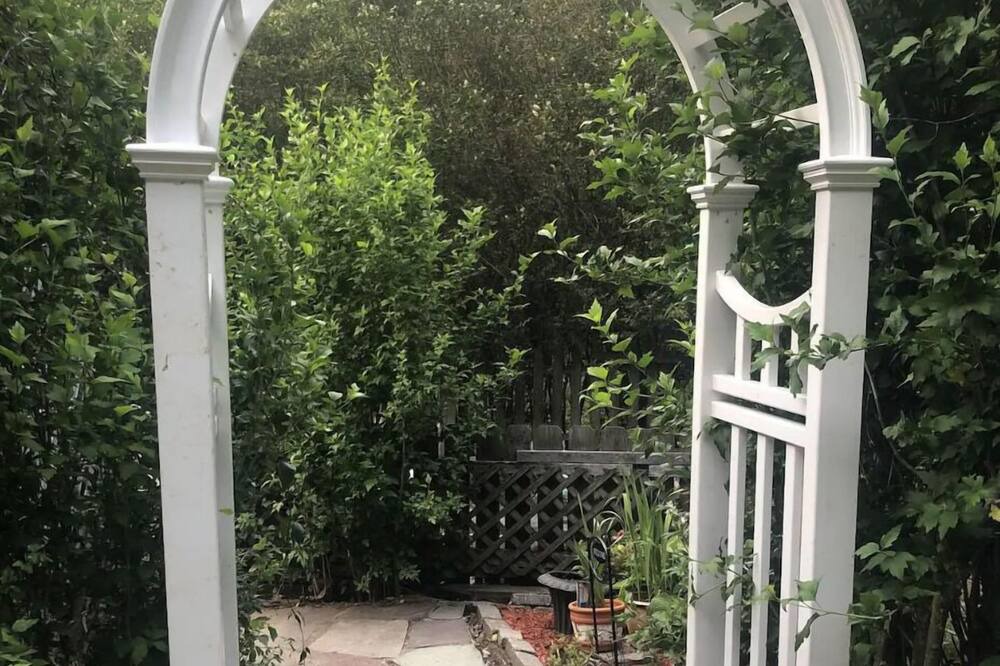 Photo of Outdoor in Valley Cottage