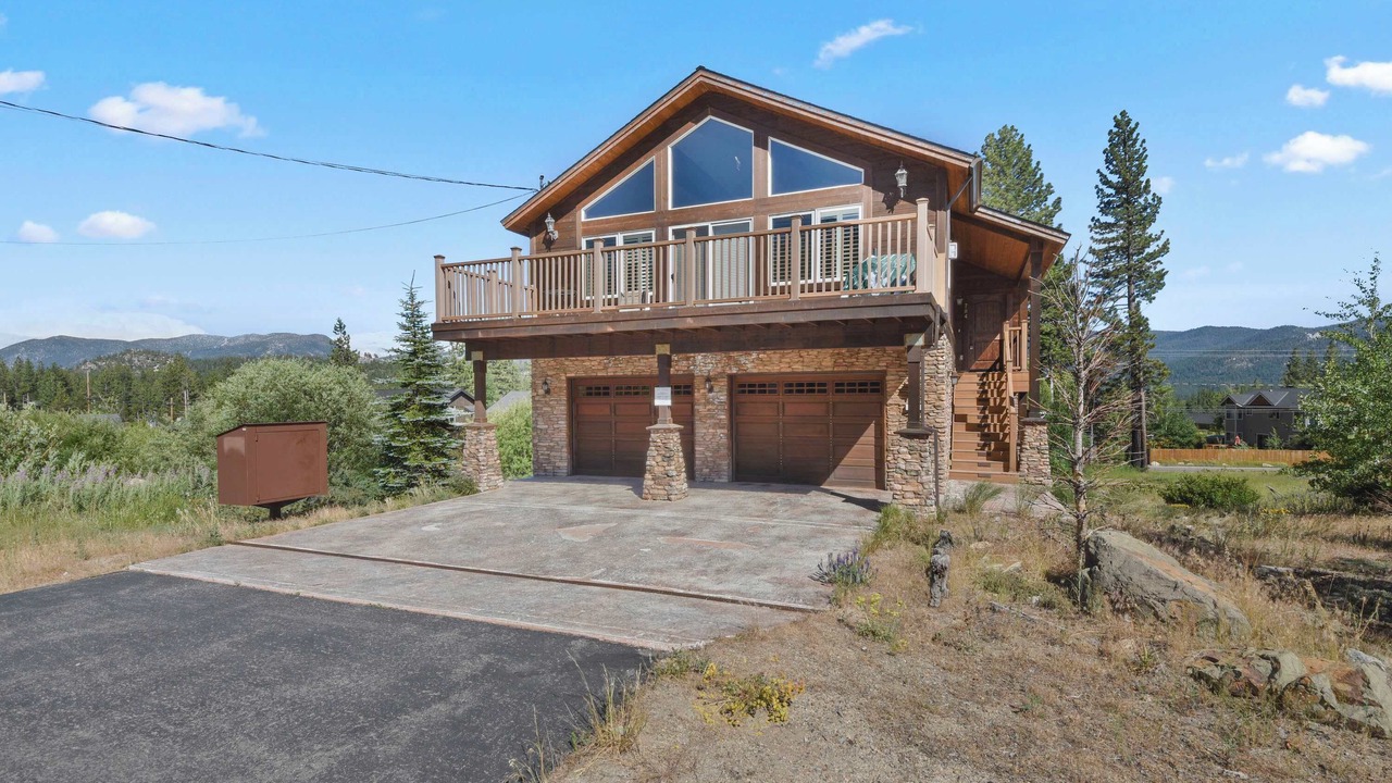 Photo of Outdoor in Mountain View Estates